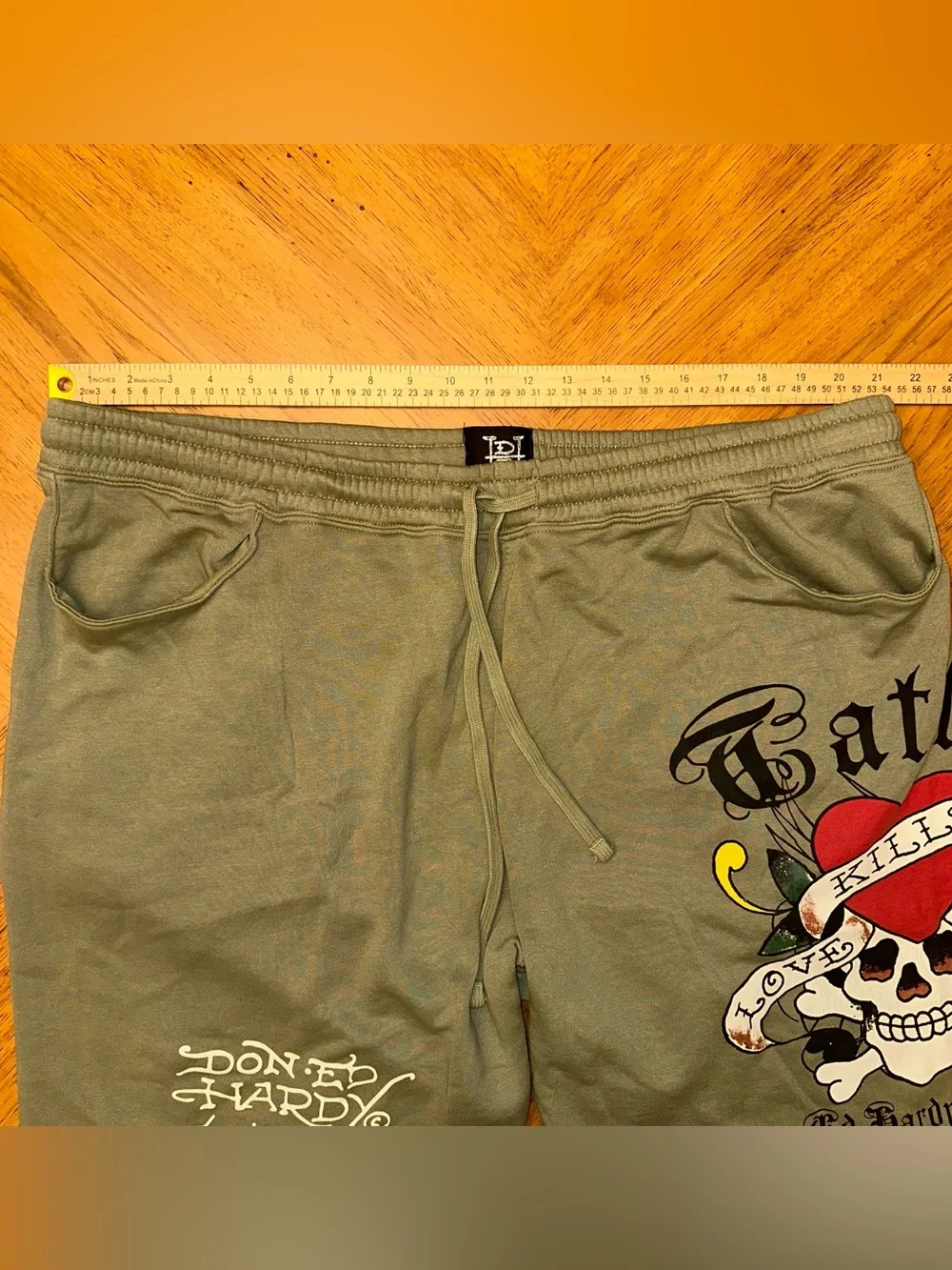 Ed Hardy Shorts Mens Size 2XL Green Fleece Sweat Tattoo Skull Love Kills Slowly